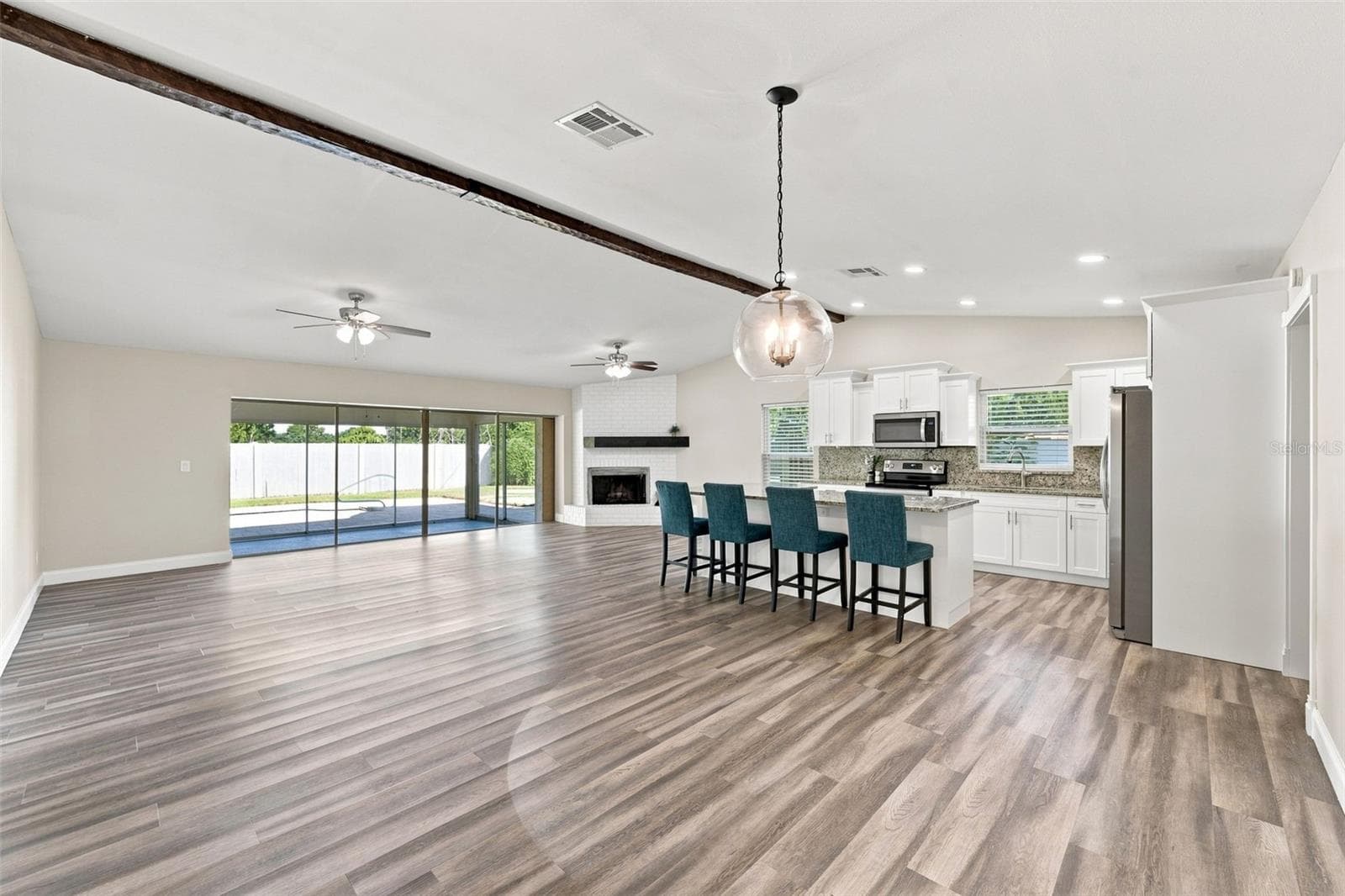 Gathering Room - 3276 FOX HILL DR, CLEARWATER