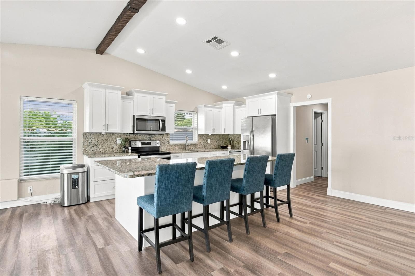 Kitchen - 3276 FOX HILL DR, CLEARWATER