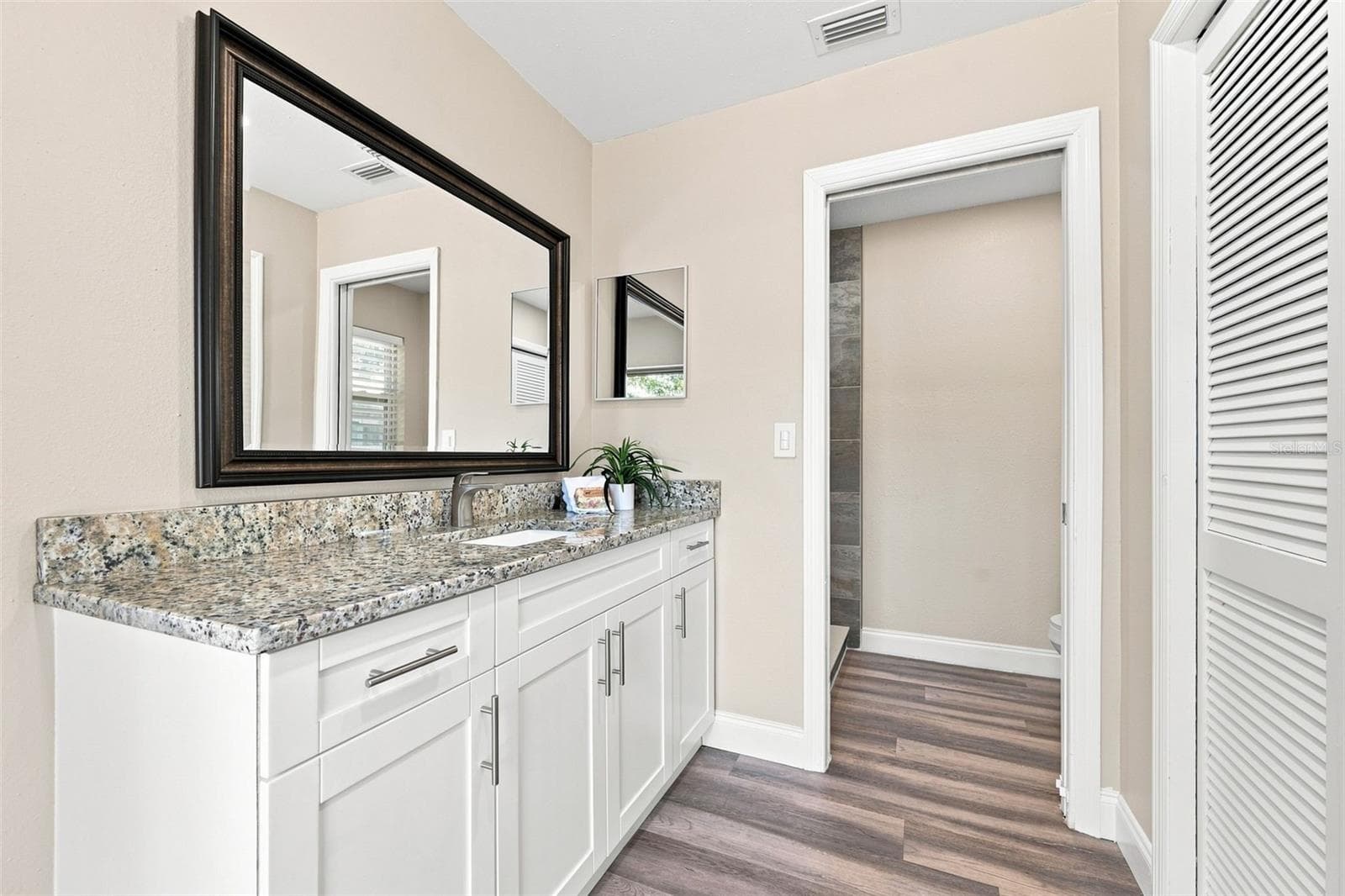 Primary bath - 3276 FOX HILL DR, CLEARWATER