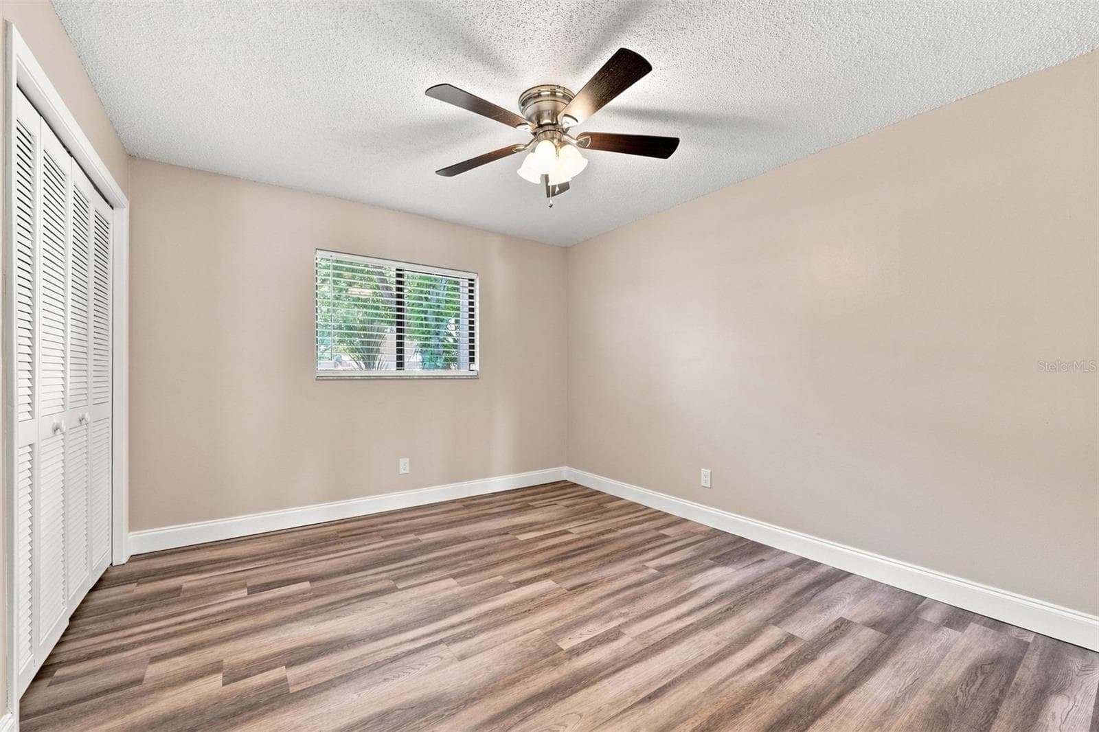 Spacious Bedroom 2 - 3276 FOX HILL DR, CLEARWATER