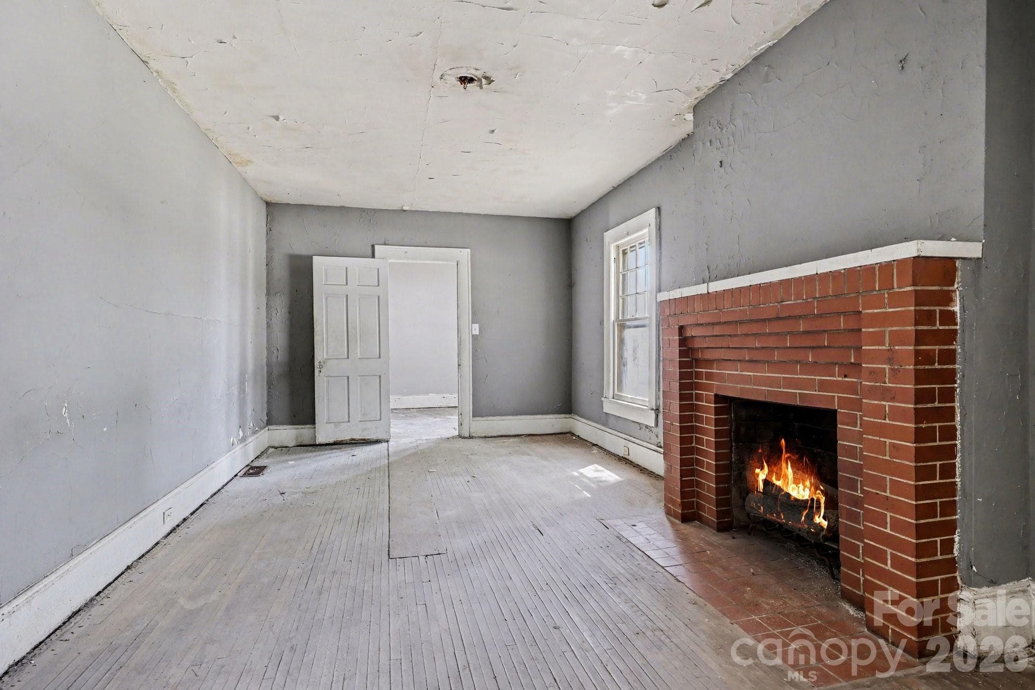 Single Family Residence at 1411 Ludwick Heights Lane, Salisbury, photo 12 of 44