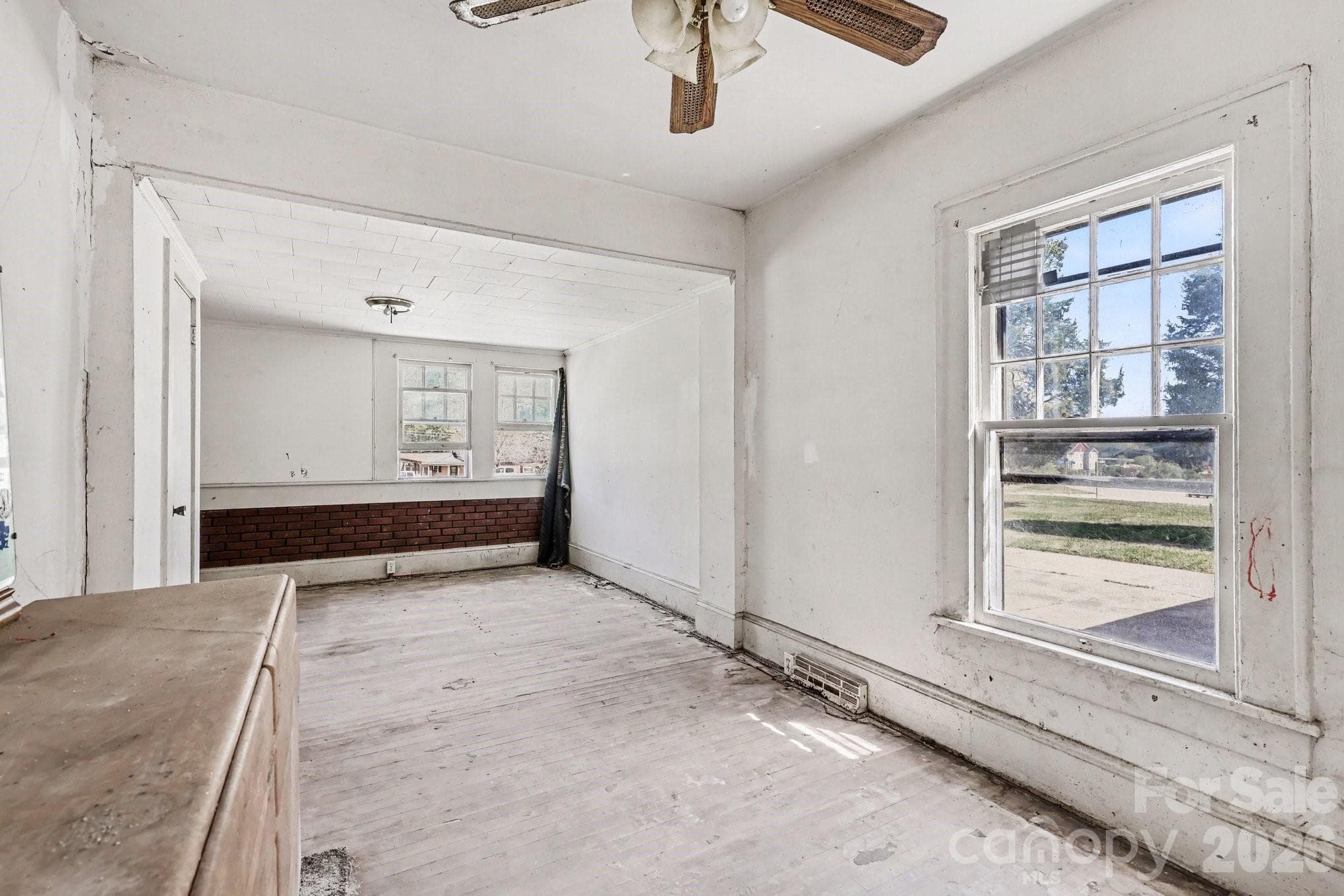 Single Family Residence at 1411 Ludwick Heights Lane, Salisbury, photo 20 of 44