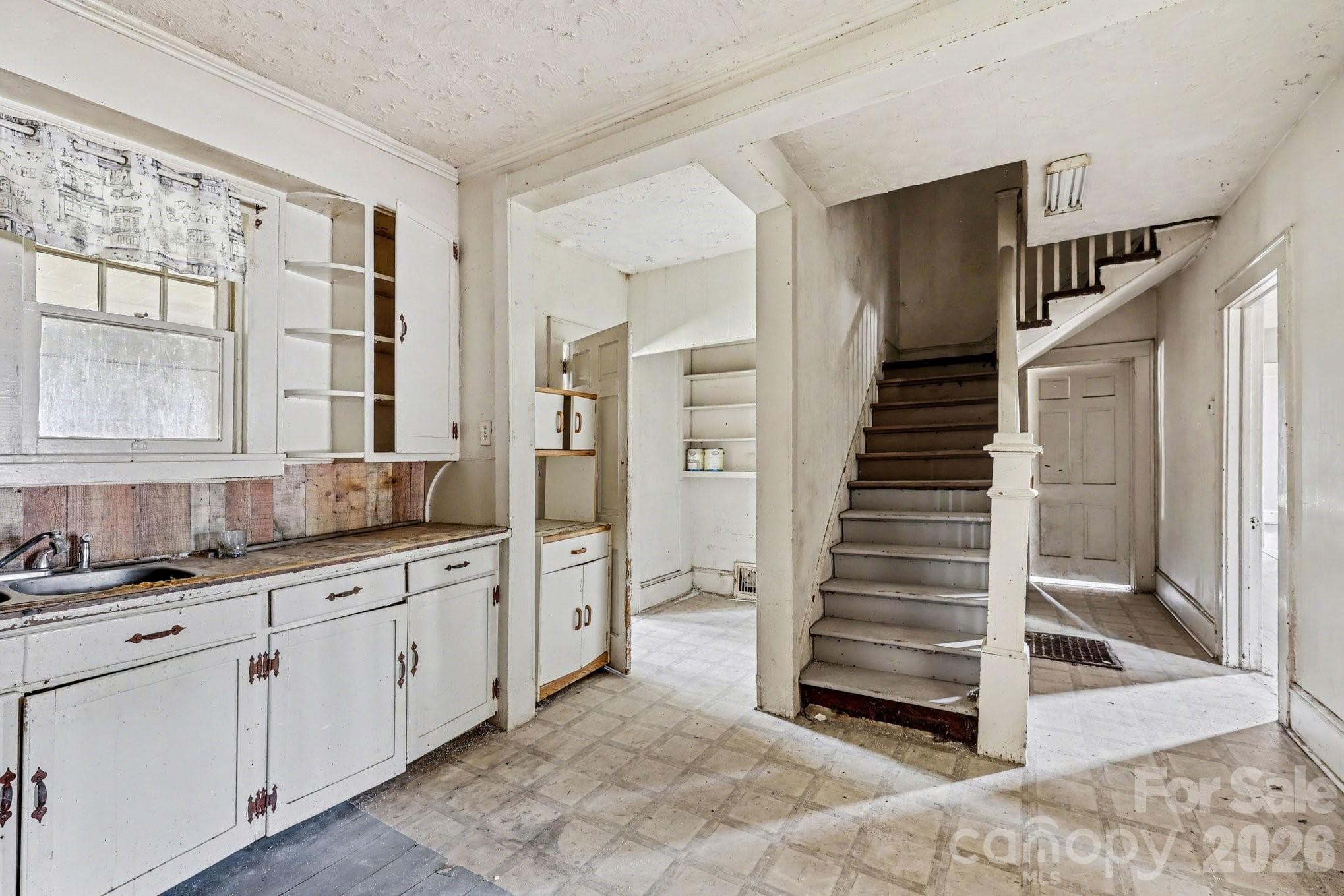 Single Family Residence at 1411 Ludwick Heights Lane, Salisbury, photo 30 of 44