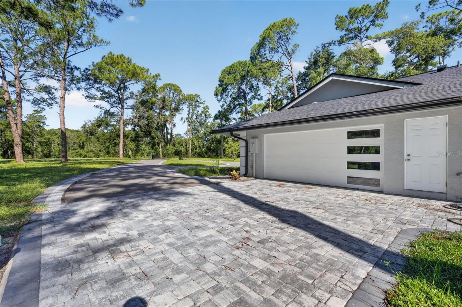 2 Car Garage - 401 N 1ST ST, LAKE MARY