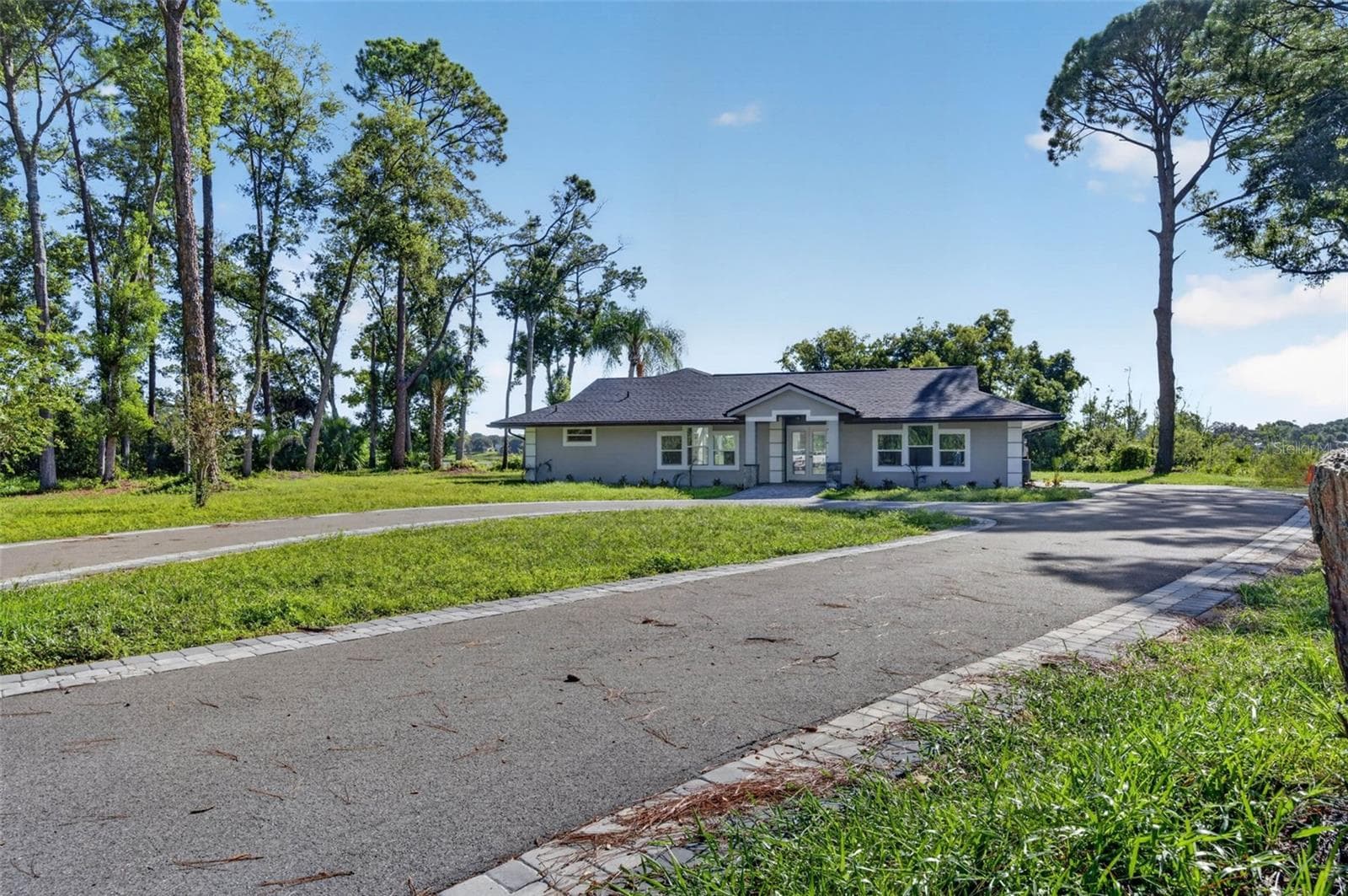 Private Driveway - 401 N 1ST ST, LAKE MARY