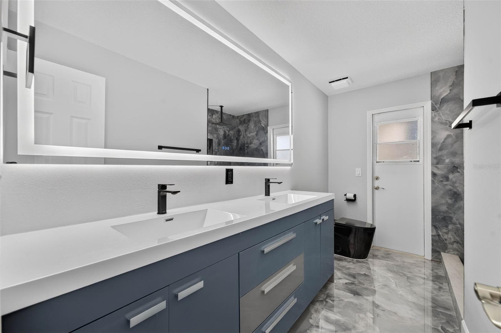 Bathroom #2 - 401 N 1ST ST, LAKE MARY