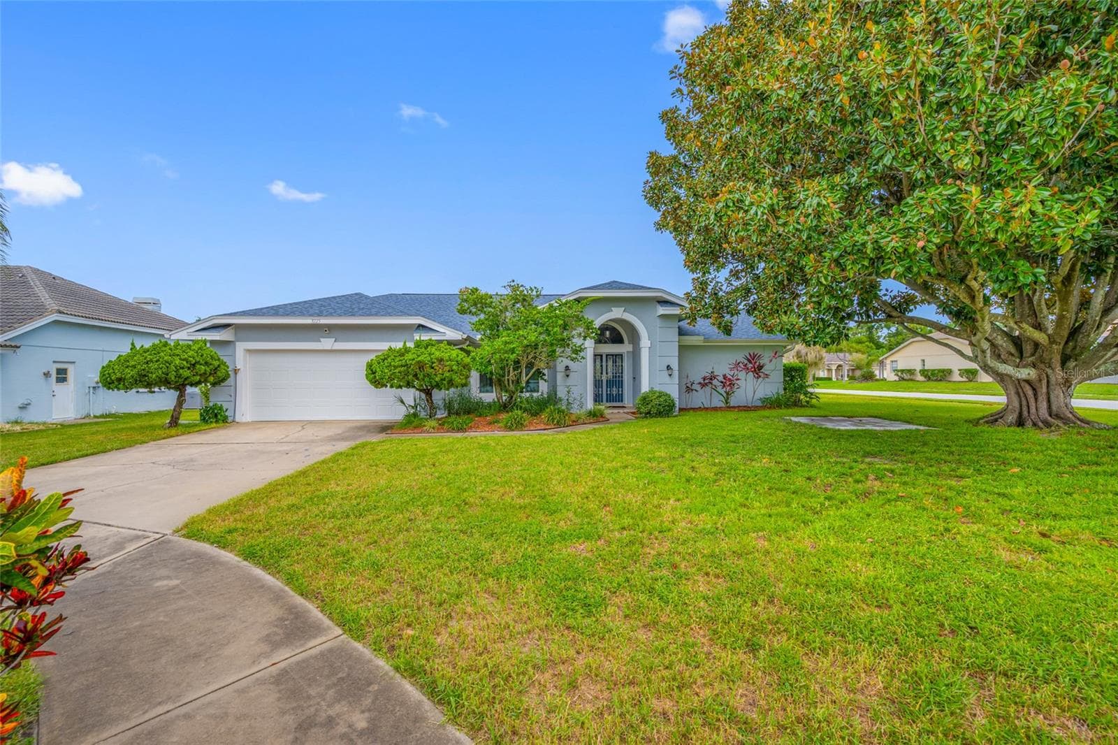 Single Family Residence at 3225 HEARTHSTONE CT, HOLIDAY, photo 2 of 34