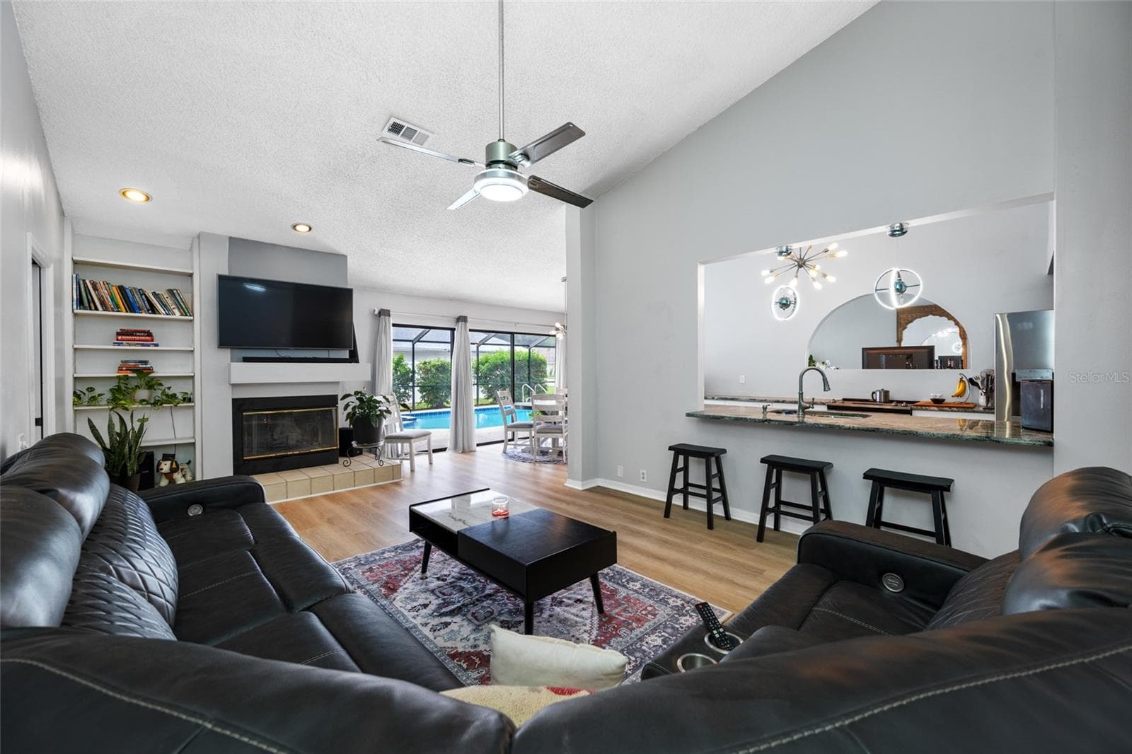 Family Room - 3225 HEARTHSTONE CT, HOLIDAY
