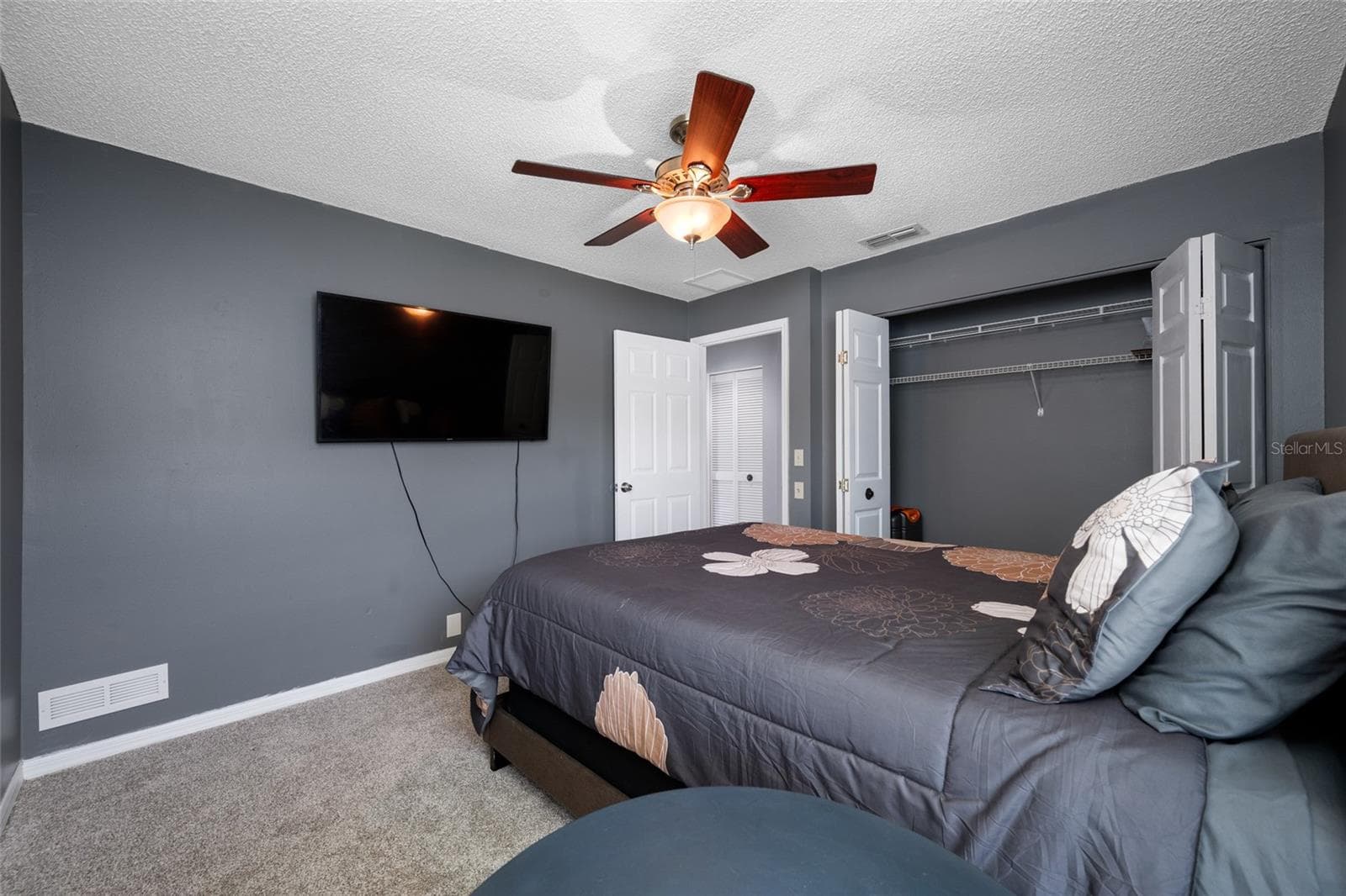Single Family Residence at 3225 HEARTHSTONE CT, HOLIDAY, photo 27 of 34