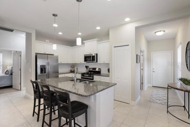 Single Family Residence at 13012 DEEP BLUE PL, BRADENTON, photo 6 of 39