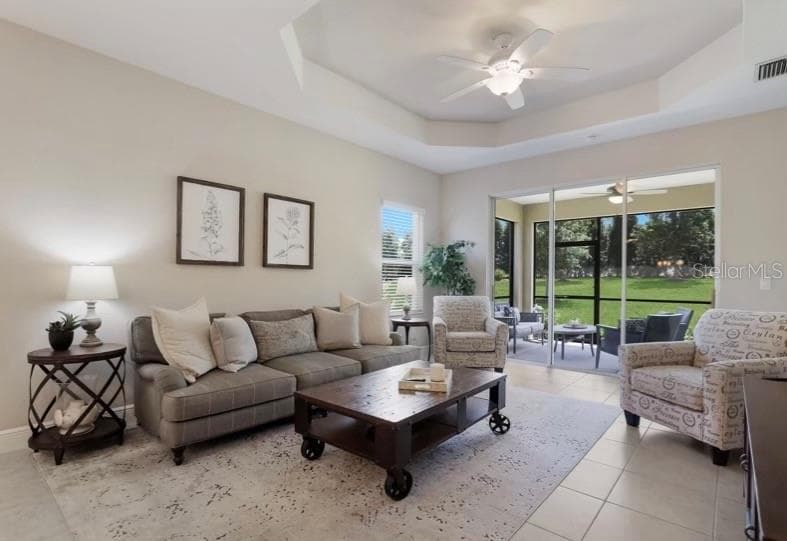 Single Family Residence at 13012 DEEP BLUE PL, BRADENTON, photo 12 of 39