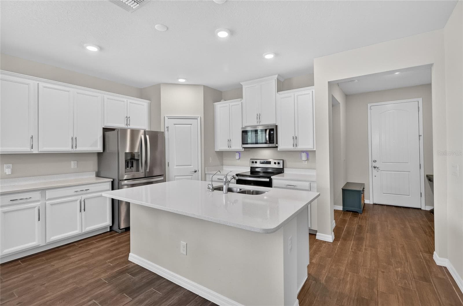Single Family Residence at 13520 PALMERA VISTA DR, RIVERVIEW, photo 8 of 53