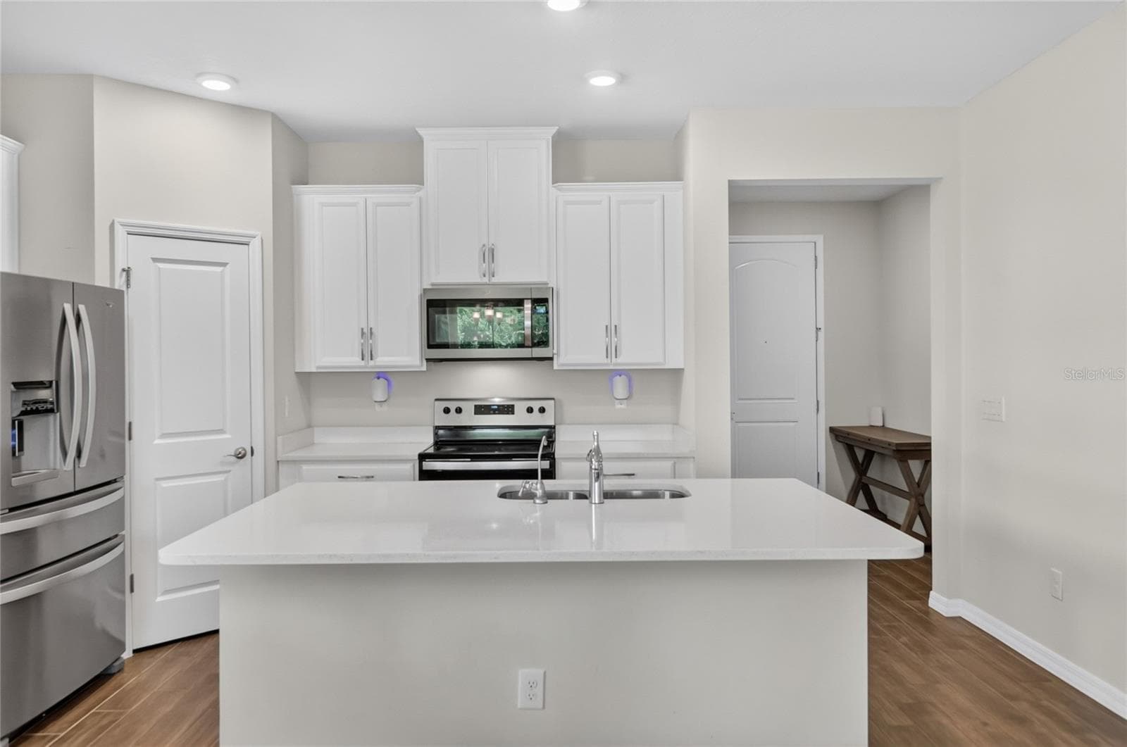 Single Family Residence at 13520 PALMERA VISTA DR, RIVERVIEW, photo 9 of 53