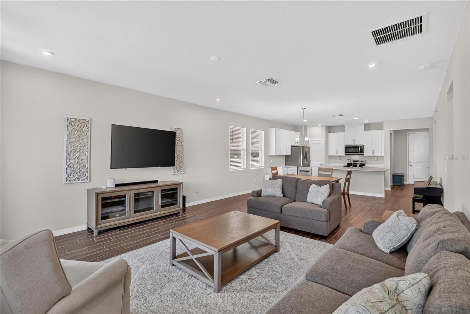 Single Family Residence at 13520 PALMERA VISTA DR, RIVERVIEW, photo 19 of 53