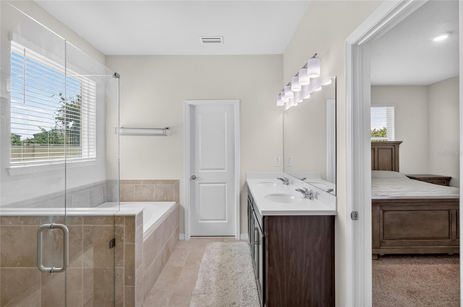 Single Family Residence at 13520 PALMERA VISTA DR, RIVERVIEW, photo 26 of 53
