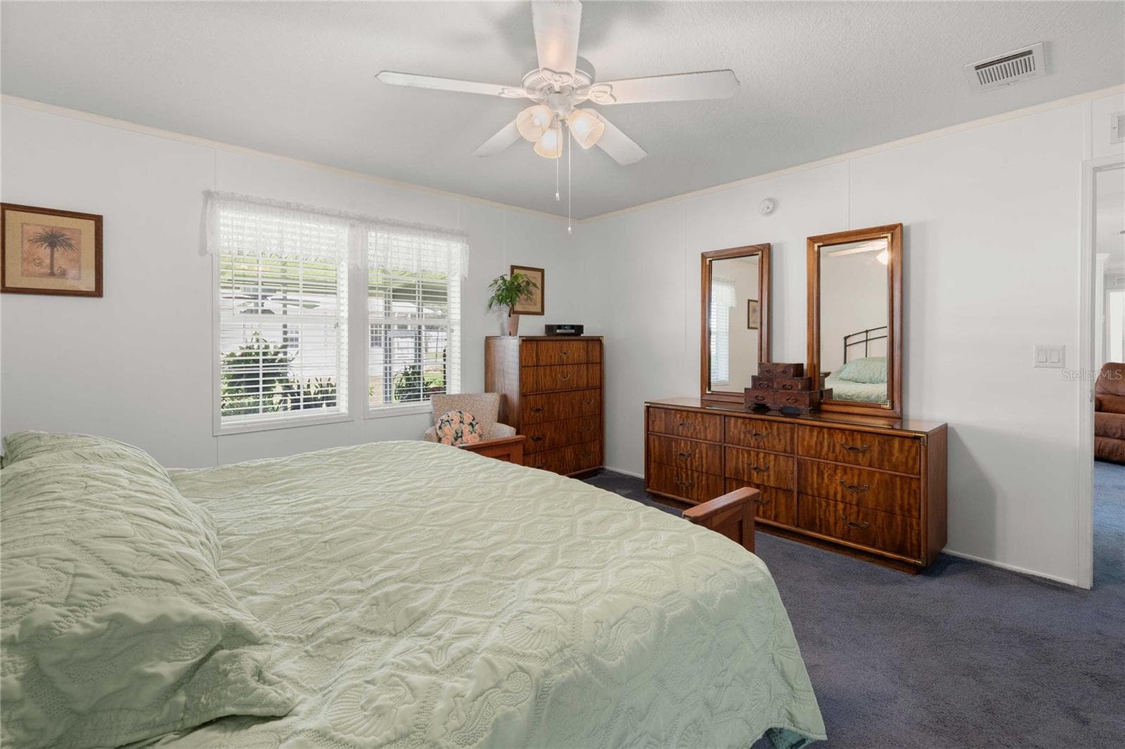 Manufactured Home at 38417 MONET DR, ZEPHYRHILLS, photo 24 of 53