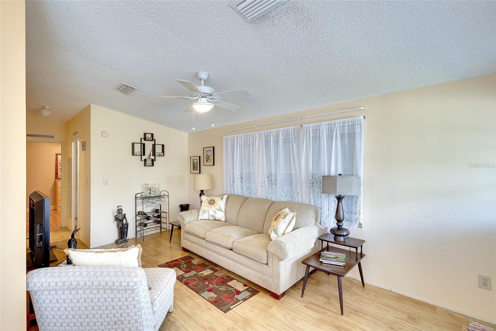 furnishings included - 2062 CHAMPION ST, SARASOTA