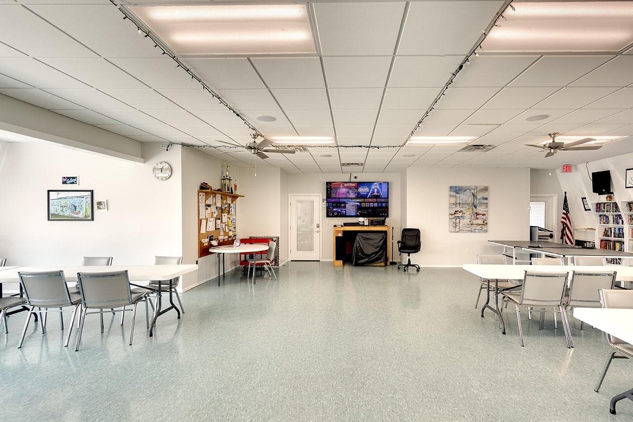 gathering community center - 2062 CHAMPION ST, SARASOTA
