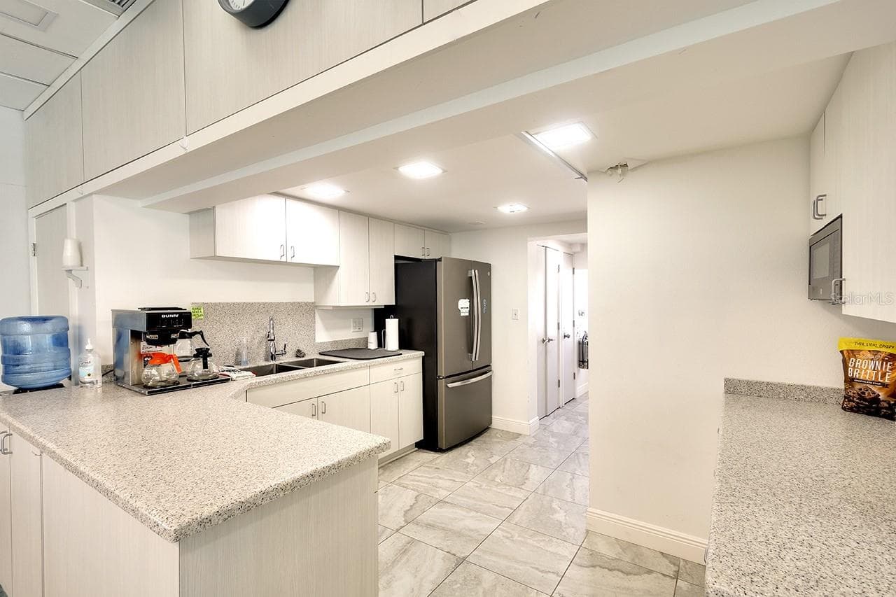 community center kitchen - 2062 CHAMPION ST, SARASOTA