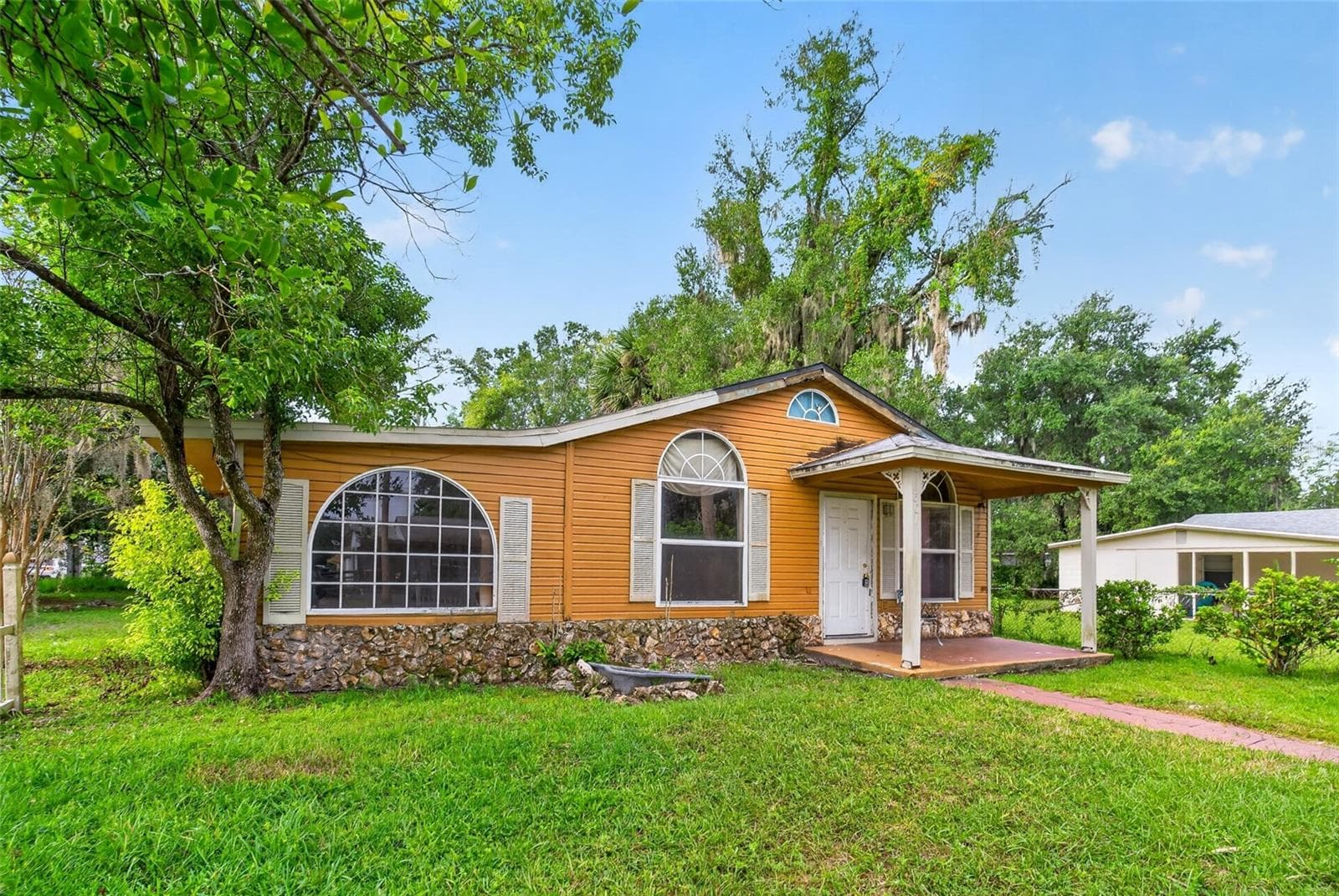 Single Family Residence at 1301 W 11TH ST, SANFORD, photo 27 of 30
