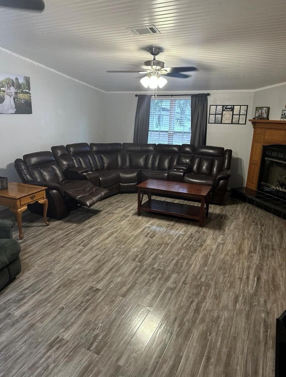 Manufactured Home at 172 E COWPEN LAKE POINT RD, HAWTHORNE, photo 6 of 11