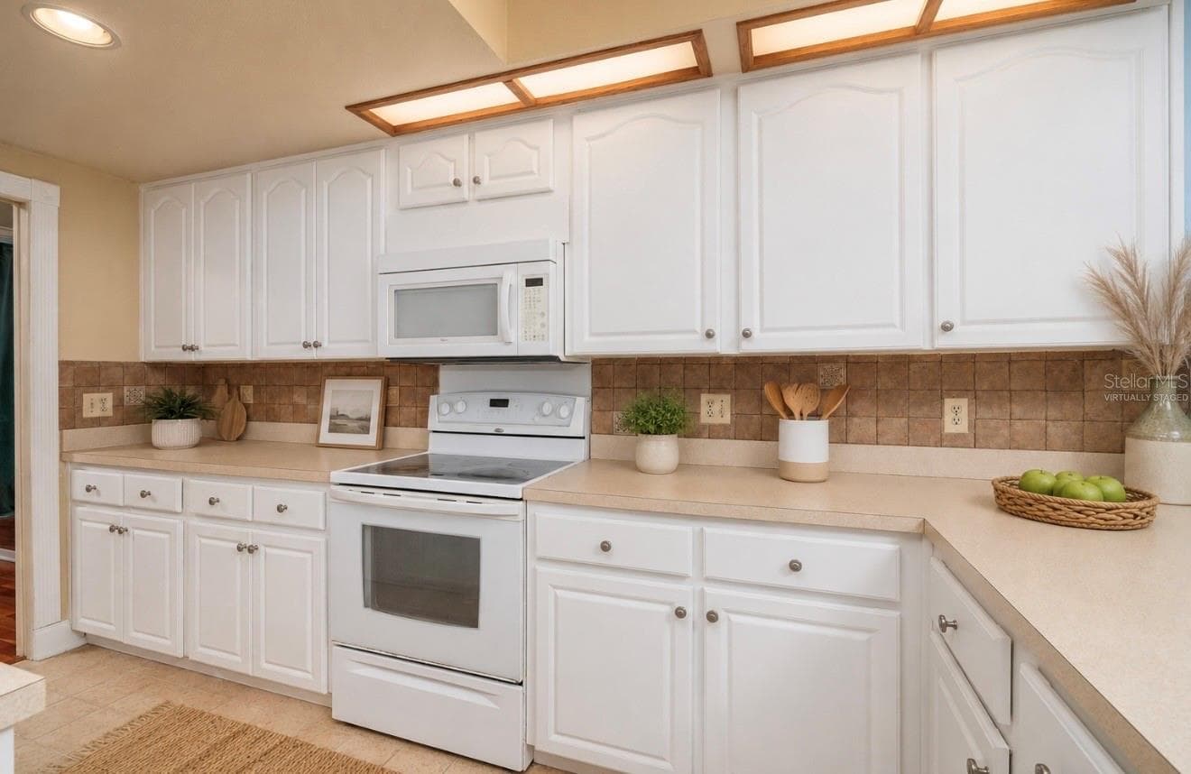Virtually Staged - 1750 LAKE CYPRESS DR #1002, SAFETY HARBOR