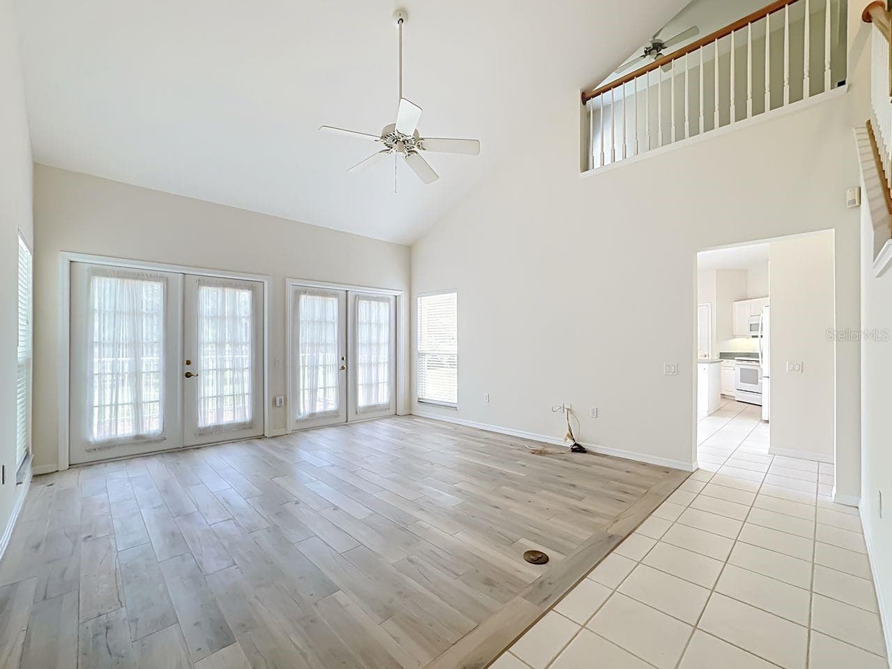Living Room - 9250 NW 13TH AVENUE CIR, BRADENTON