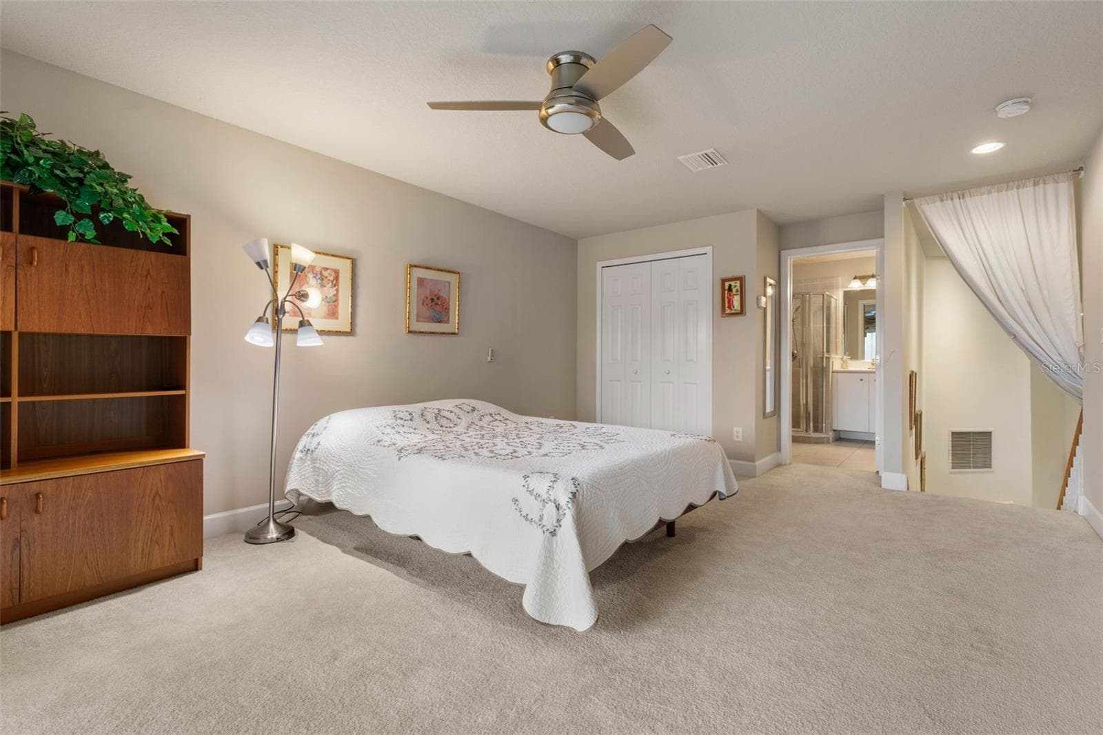 Upstairs Guest Suite and Full Bath - 7 RIVER LANDING DR, PALM COAST