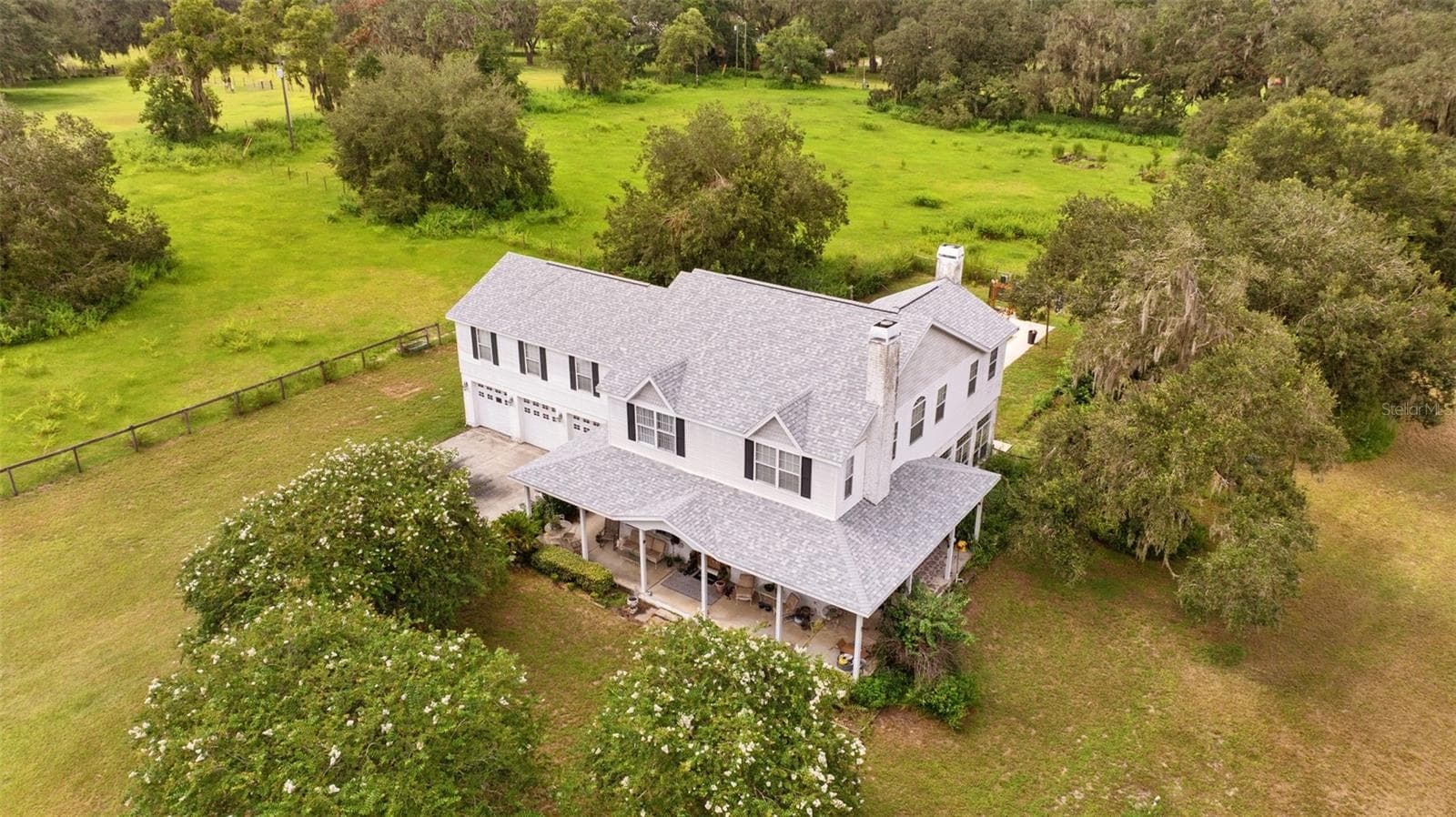Single Family Residence at 13621 MCINTOSH RD, THONOTOSASSA, photo 17 of 35