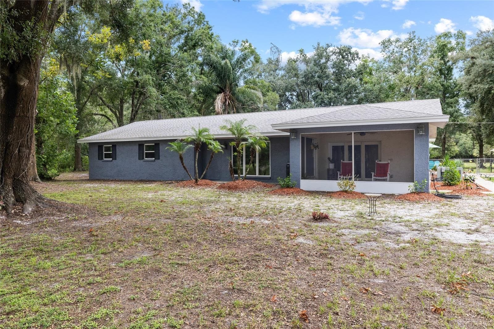 Single Family Residence at 7402 W KNIGHTS GRIFFIN RD, PLANT CITY, photo 4 of 40