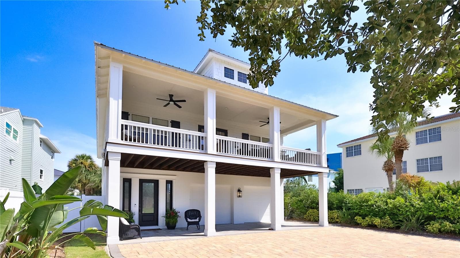 Single Family Residence at 818 OCEAN AVE, NEW SMYRNA BEACH, photo 2 of 40