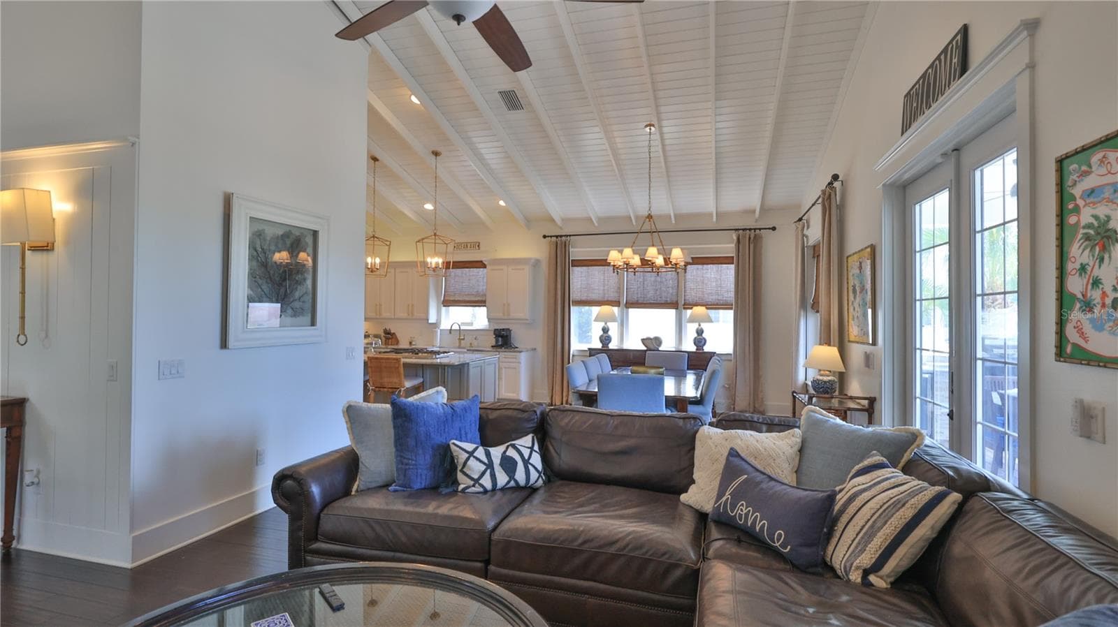 Single Family Residence at 818 OCEAN AVE, NEW SMYRNA BEACH, photo 18 of 40