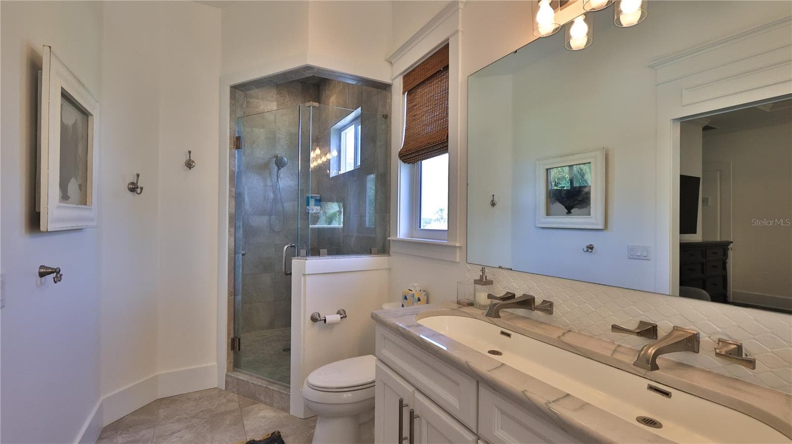 Single Family Residence at 818 OCEAN AVE, NEW SMYRNA BEACH, photo 24 of 40