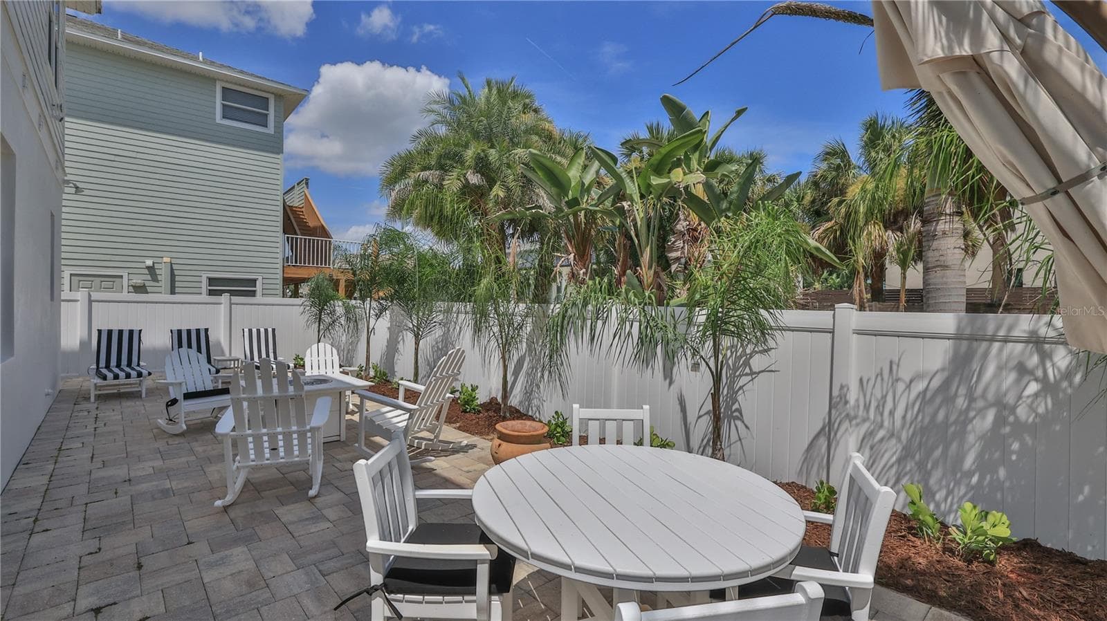 Single Family Residence at 818 OCEAN AVE, NEW SMYRNA BEACH, photo 27 of 40