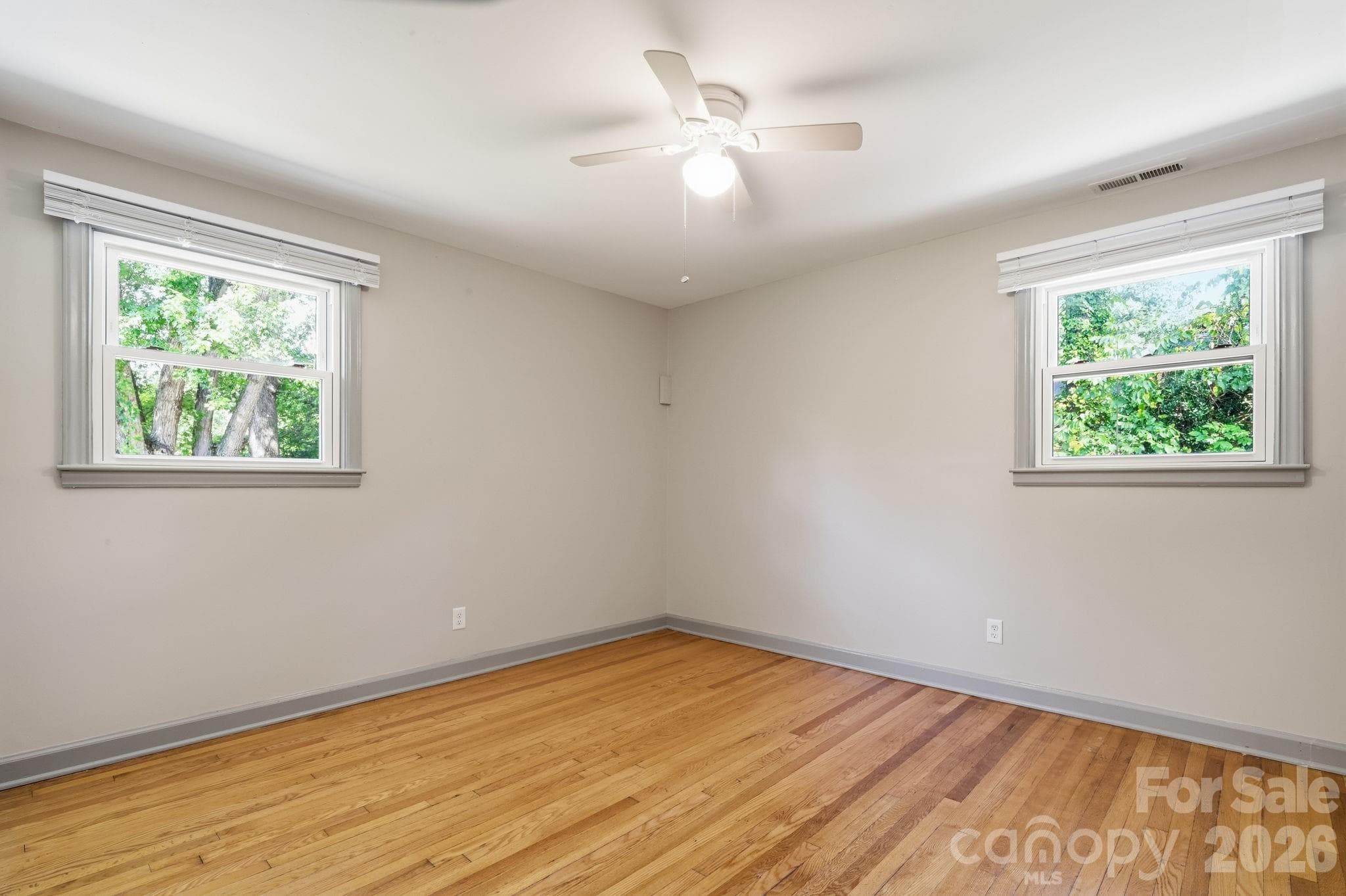 Upper unit 2nd and large bedroom - 77 Trotter Place, Asheville