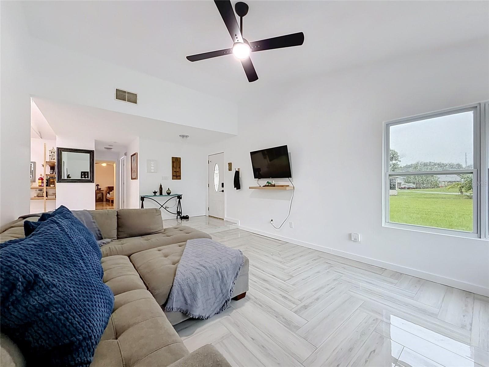 High ceilings - 635 BONIVIEW LN, ALTAMONTE SPRINGS