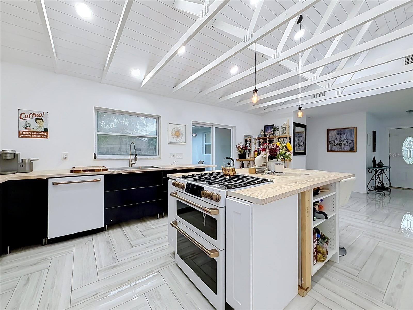 Upgraded GE Cafe Series Appliances - 635 BONIVIEW LN, ALTAMONTE SPRINGS