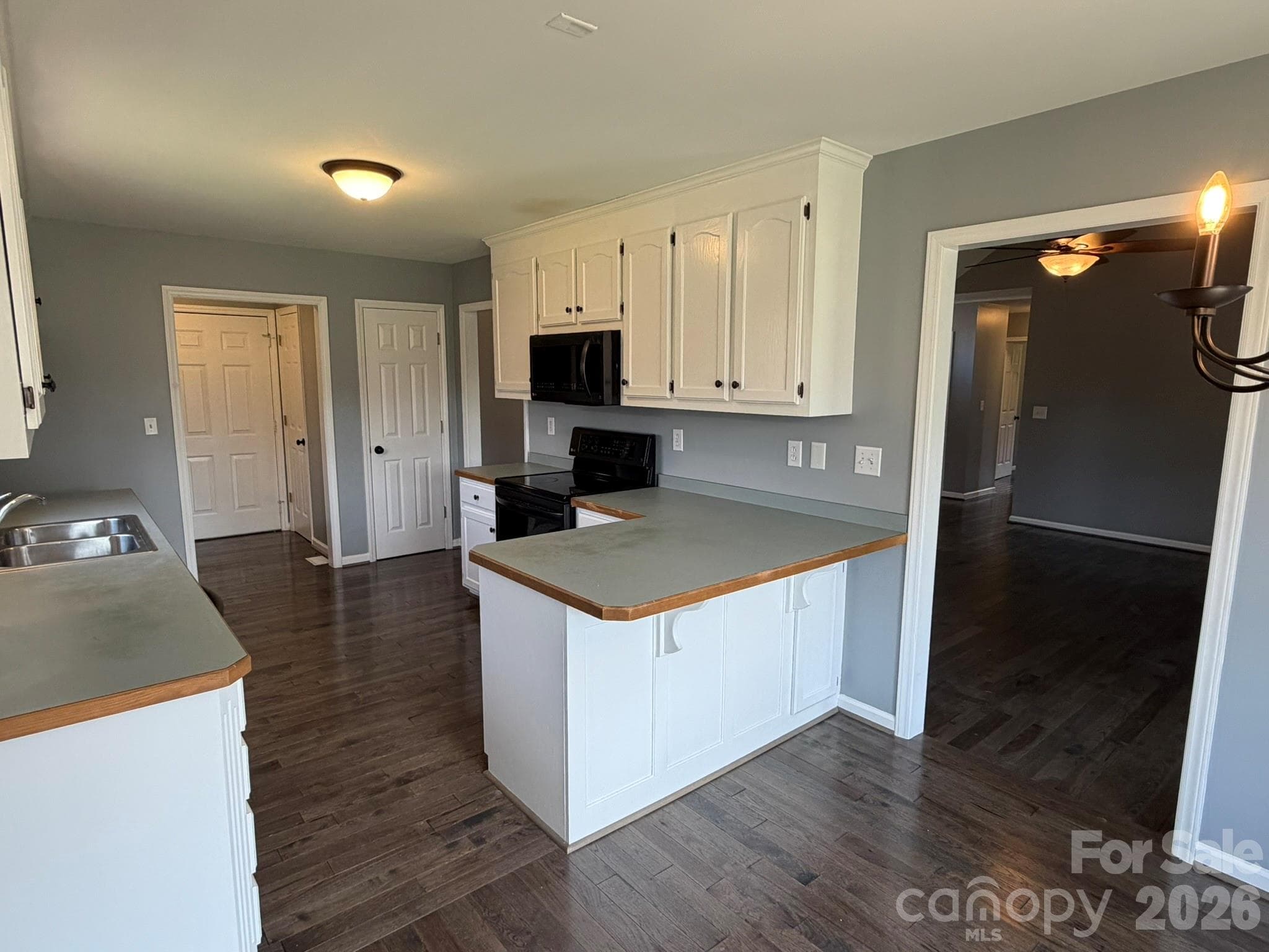 Single Family Residence at 141 Walking Horse Run, Stanley, photo 17 of 36