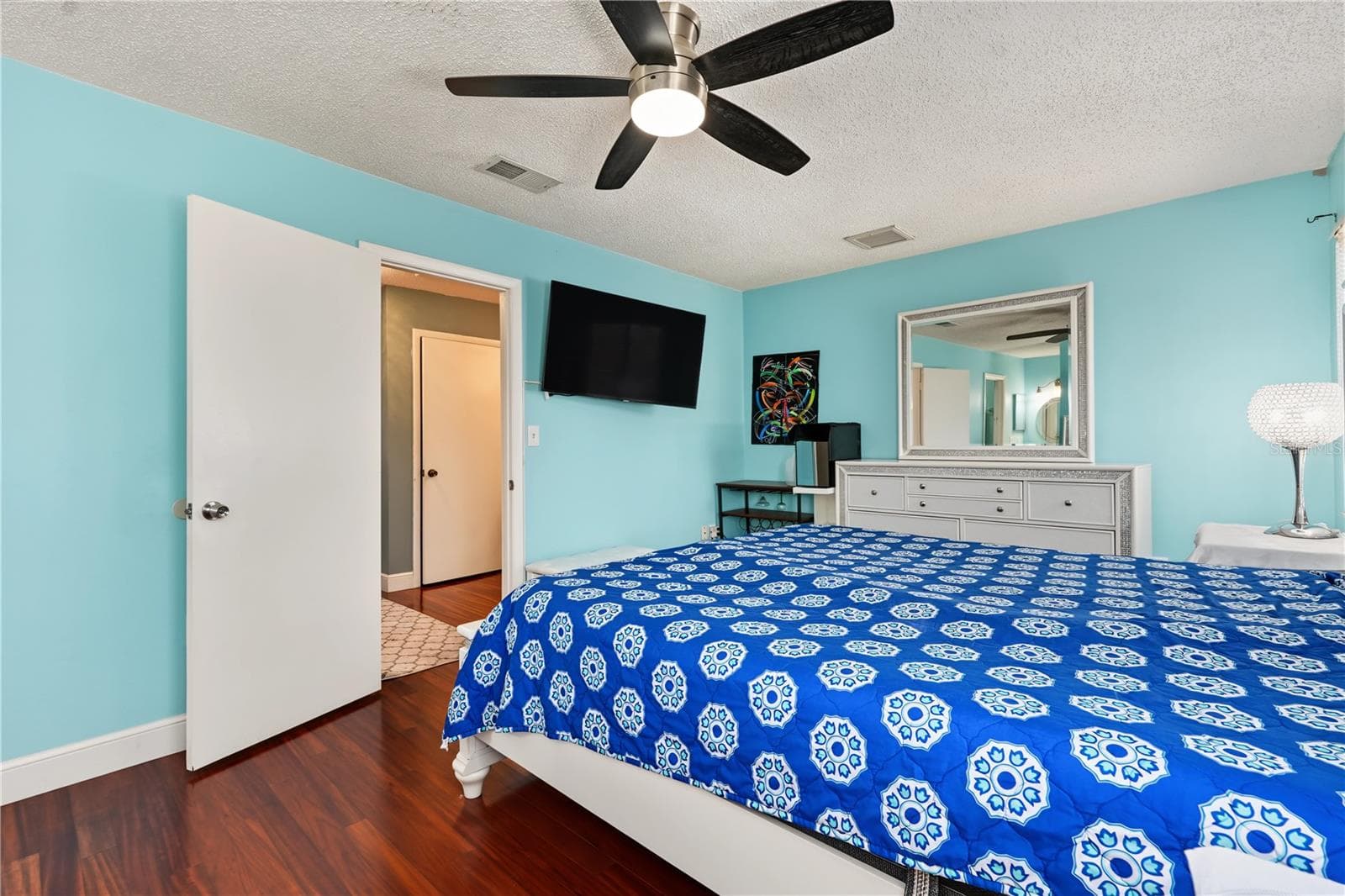Townhouse at 8414 17TH ST N, ST PETERSBURG, photo 20 of 52