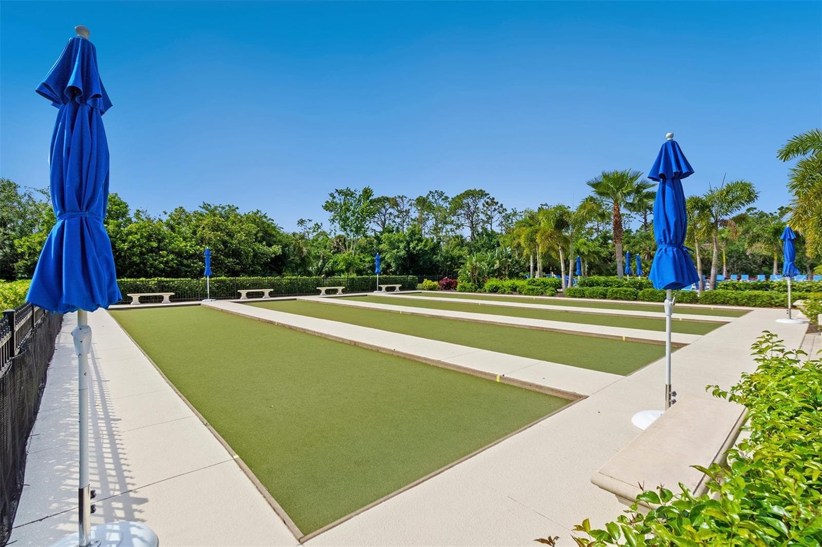 Villa at 1383 MASENO DR, VENICE, photo 45 of 47