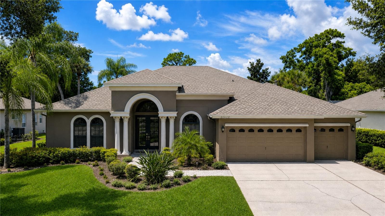 Single Family Residence at 20622 BROADWATER DR, LAND O LAKES, photo 2 of 49