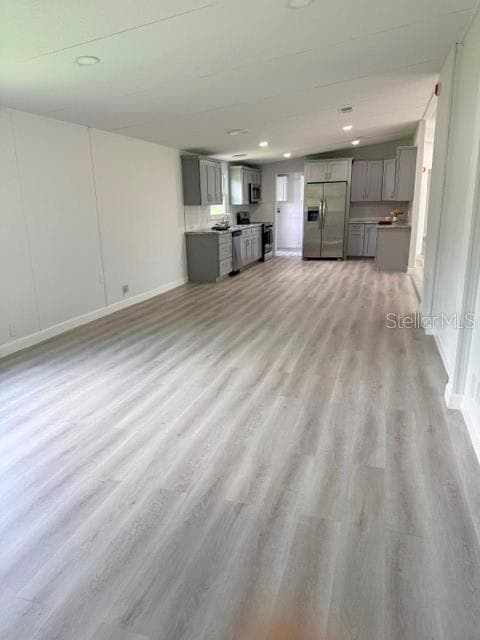 Manufactured Home at 5118 BENNETT DR, LAKELAND, photo 9 of 27
