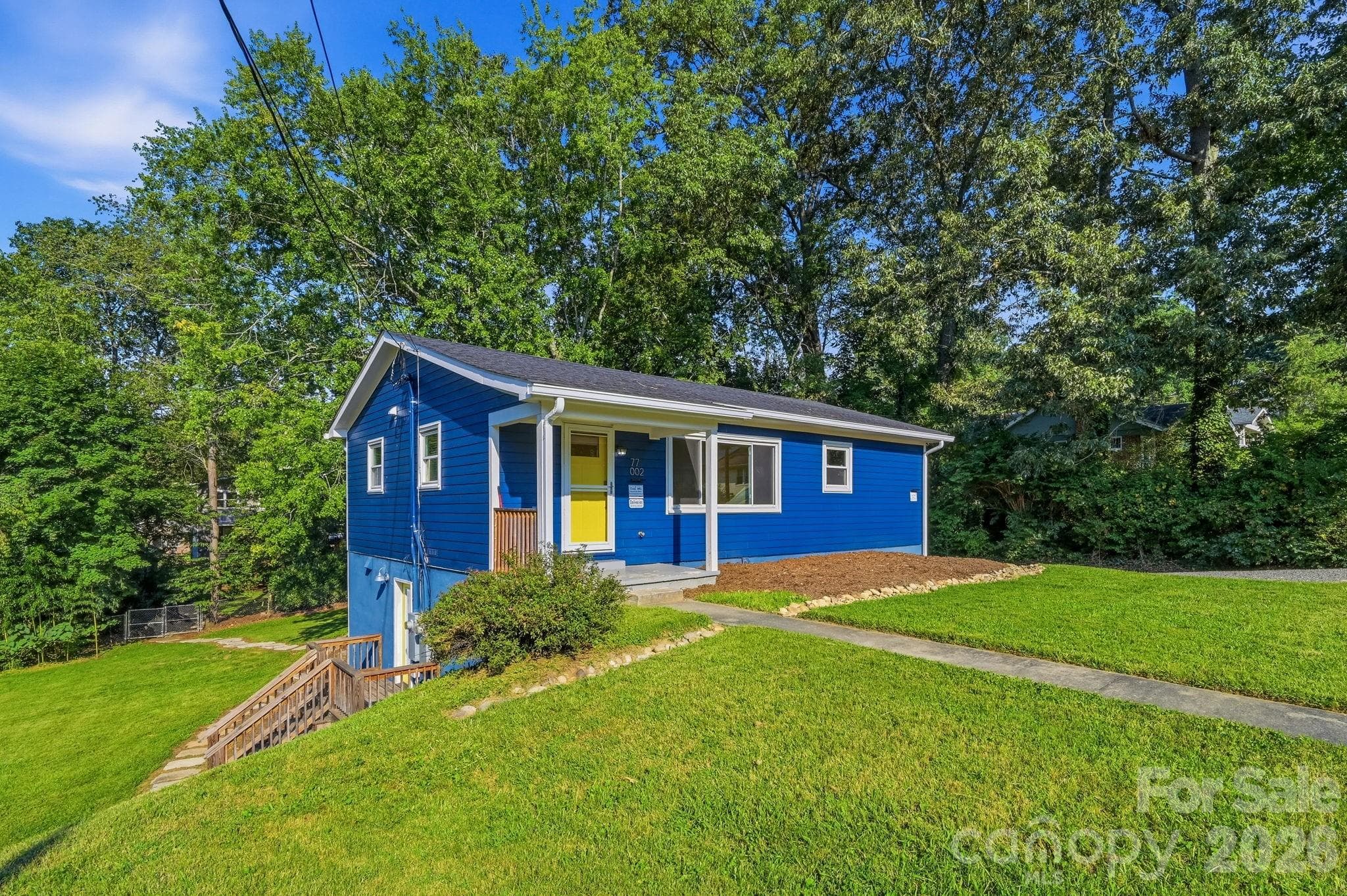 Front left looking from street. - 77 Trotter Place, Asheville