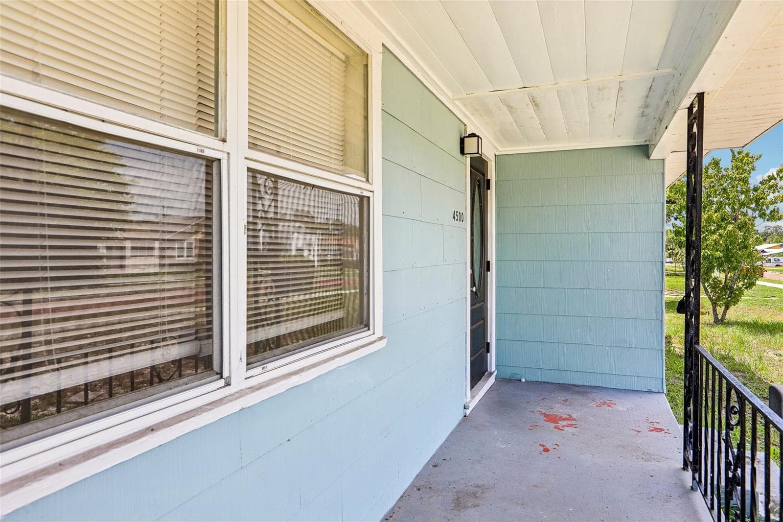 Single Family Residence at 4500 3RD AVE S, ST PETERSBURG, photo 5 of 56