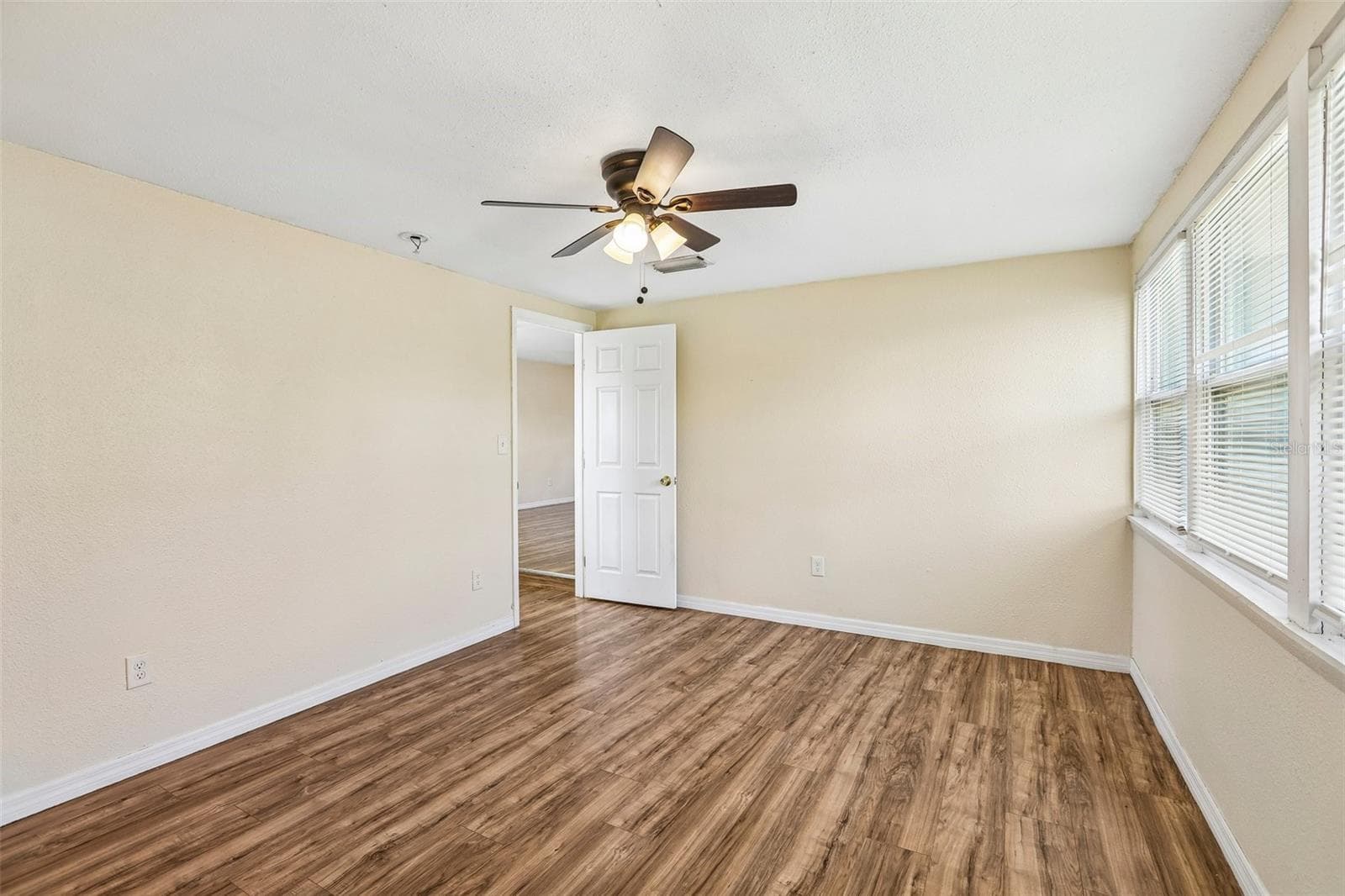 Single Family Residence at 4500 3RD AVE S, ST PETERSBURG, photo 21 of 56