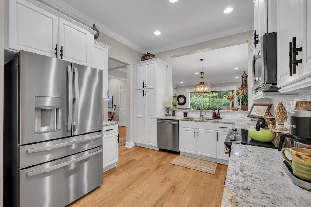Single Family Residence at 4952 SANDY GLEN WAY, WIMAUMA, photo 11 of 51