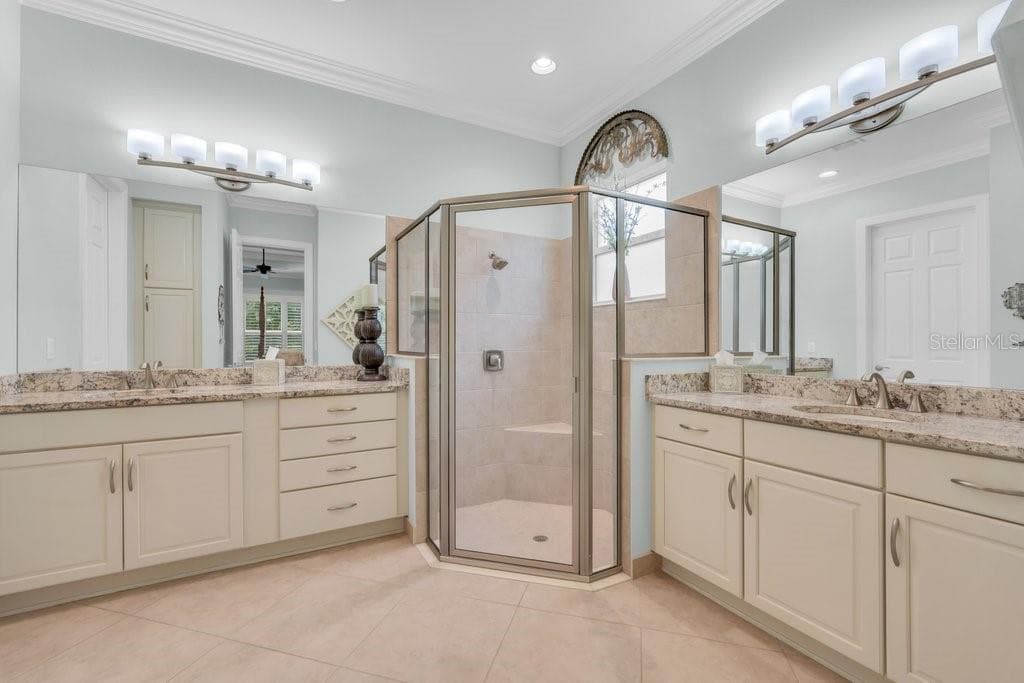 Single Family Residence at 4952 SANDY GLEN WAY, WIMAUMA, photo 25 of 51