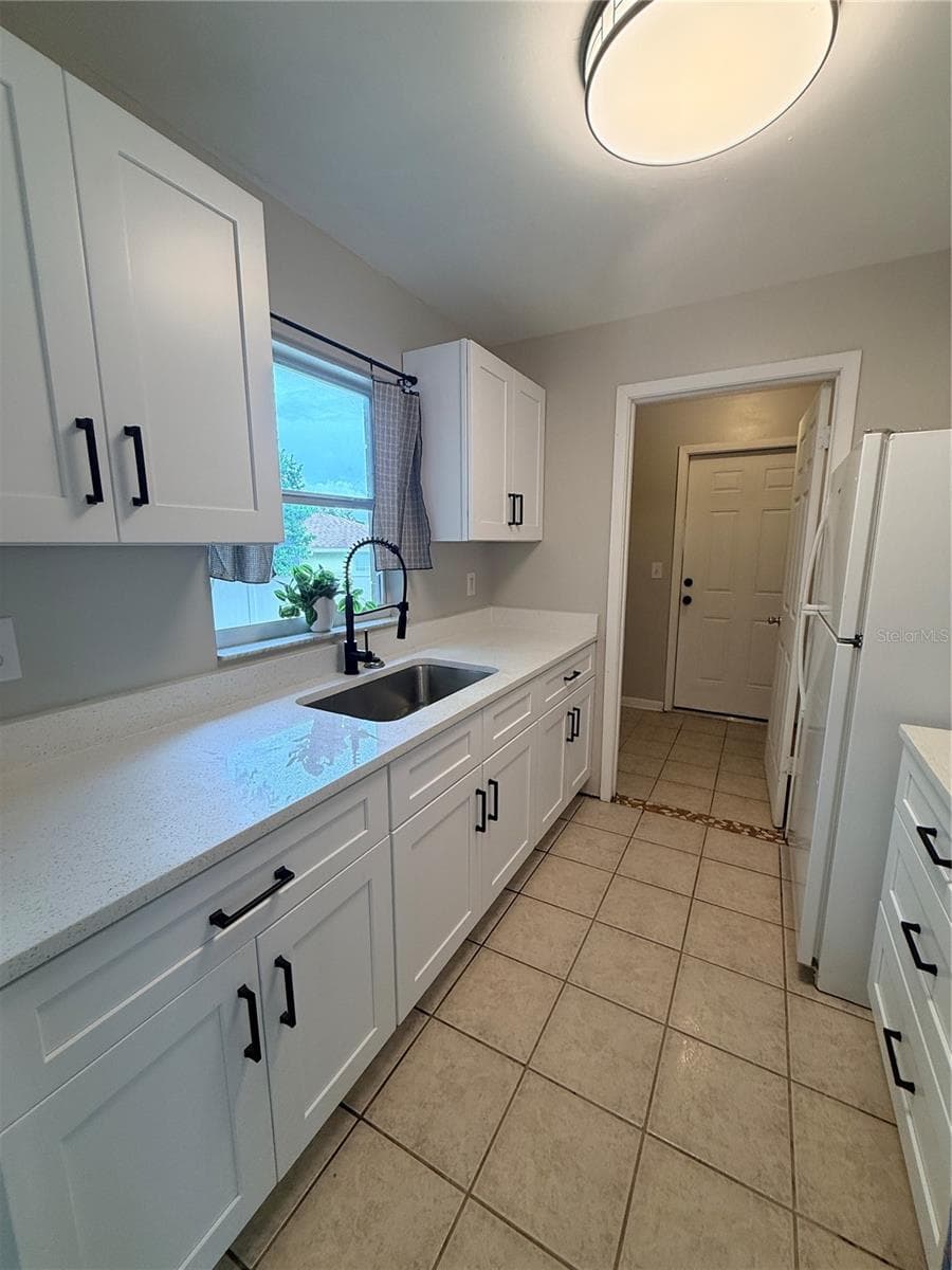 Single Family Residence at 2942 GREYNOLDS ST, DELTONA, photo 8 of 47