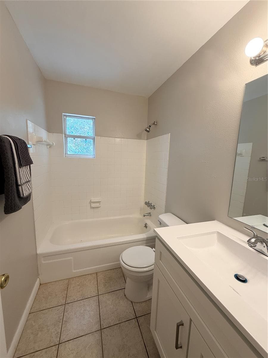 Single Family Residence at 2942 GREYNOLDS ST, DELTONA, photo 20 of 47