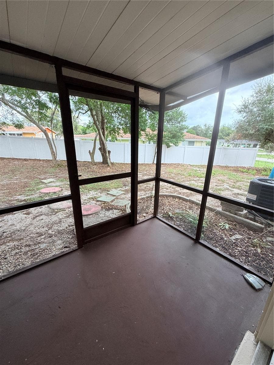Single Family Residence at 2942 GREYNOLDS ST, DELTONA, photo 23 of 47
